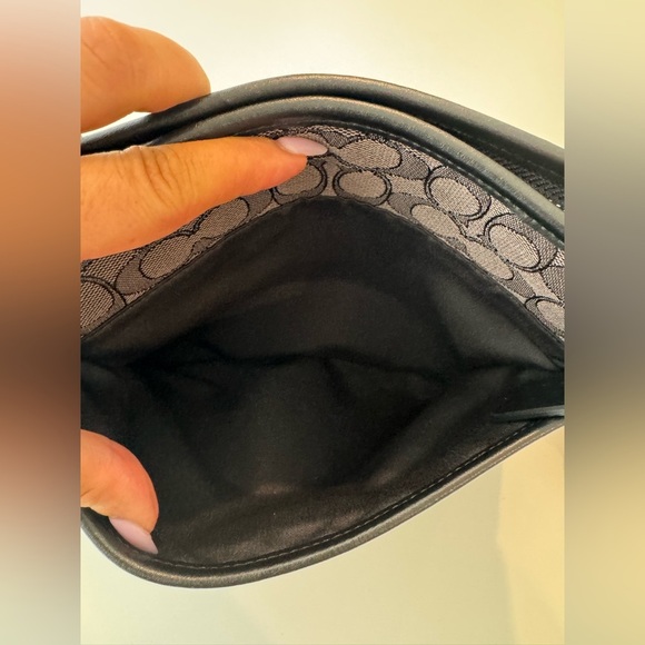 Coach large file Crossbody Bag EUC Carcosl Gray Canvas - Picture 11 of 15